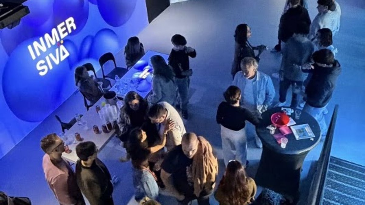 Ambientaci&oacute;n de la sala de INMERSIV&Auml;